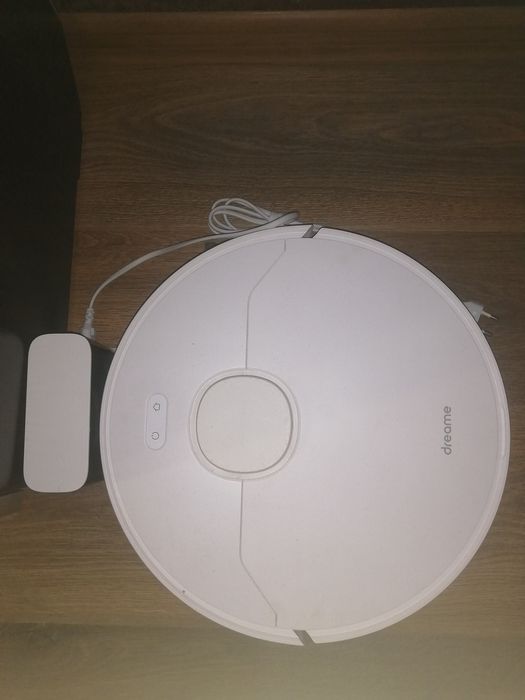 Продам Робот пылесос  DREAME