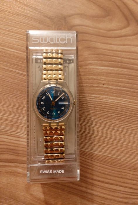 Ceas Swatch modelul Golden Days 1990 (Nou, sigilat la cutie)