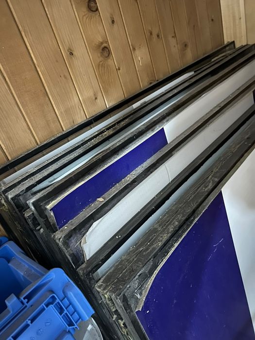 Продам пластиковые рамы