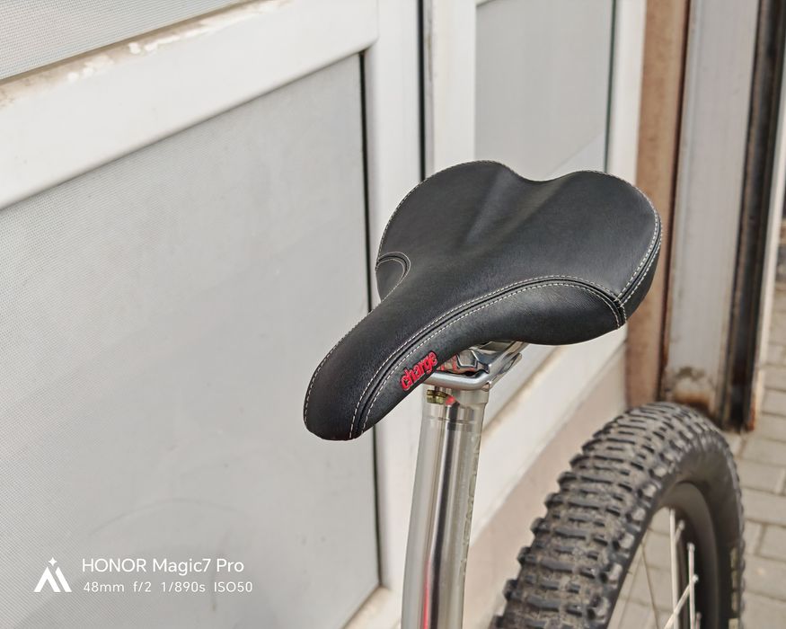 Седалка Charge Spoon