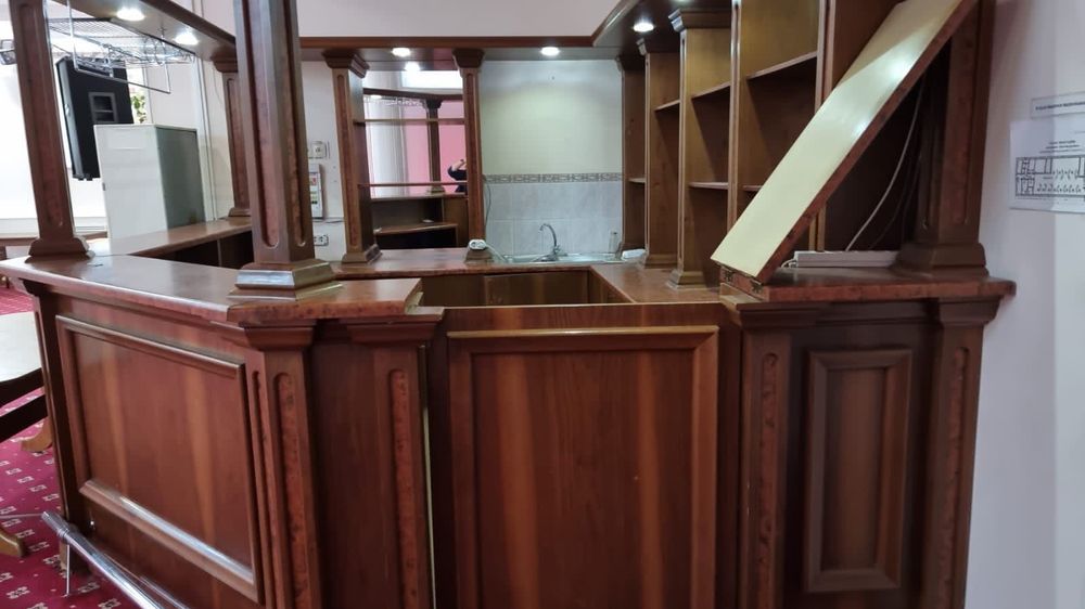 Продам барную стойку