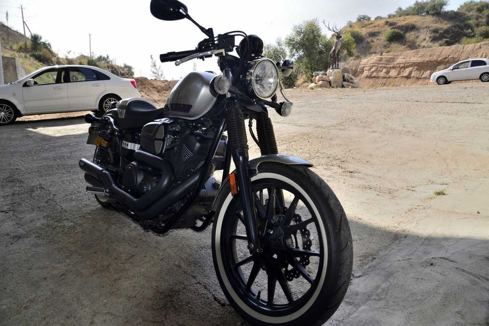 Мотоцикл Yamaha BOLT C SPEC лимитированная версия в стиле "cafe racer"