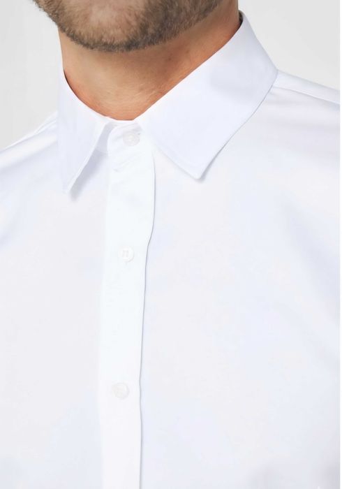 Мъжка  бяла риза