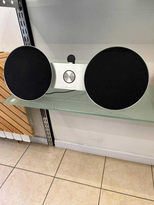 Bang & Olufsen BeoSound 8 - уникален спийкър за iPhone, iPad