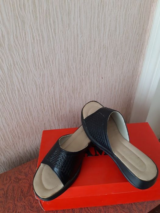 Женские тапочки новые