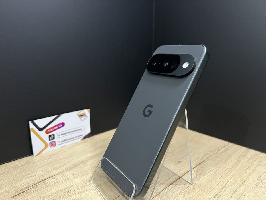 Google Pixel 10 128Gb Obsidian Second-Hand Foarte Bun 3 ani garanție,