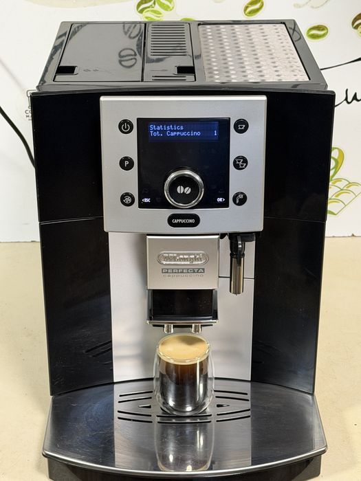 Кафемашина кафе автомат delonghi PERFECTA с гаранция