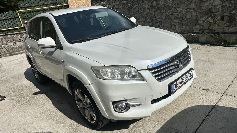 TOYOTA RAV4 2010 — imagine 2