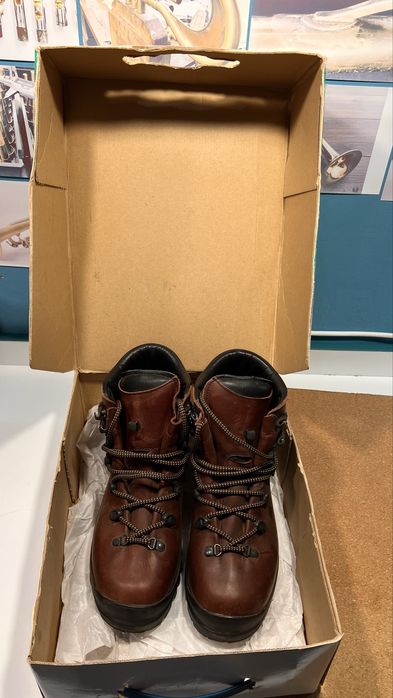 Ghete piele unisex originale scarpa 40 munte vibram made in Italy