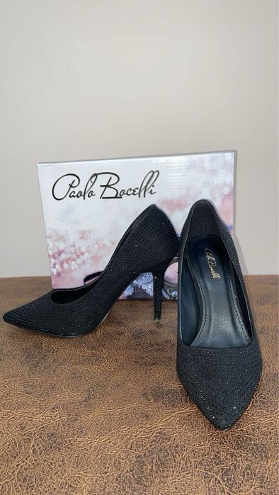 Черни обувки на висок ток Paolo Botticelli.