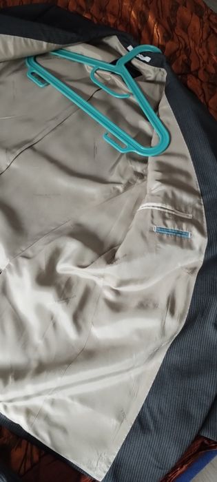 Costum barbati TOMMY HILFIGER marime 52 stare impecabila