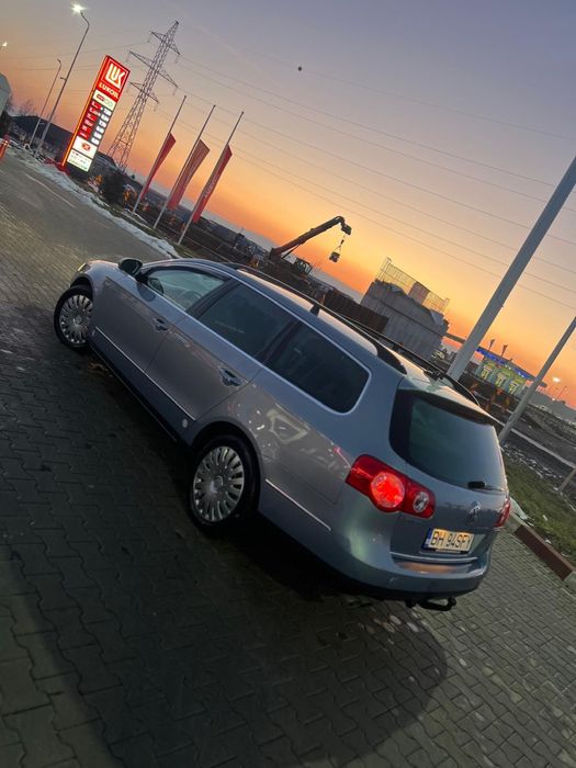 Vând Volkswagen Passat B6