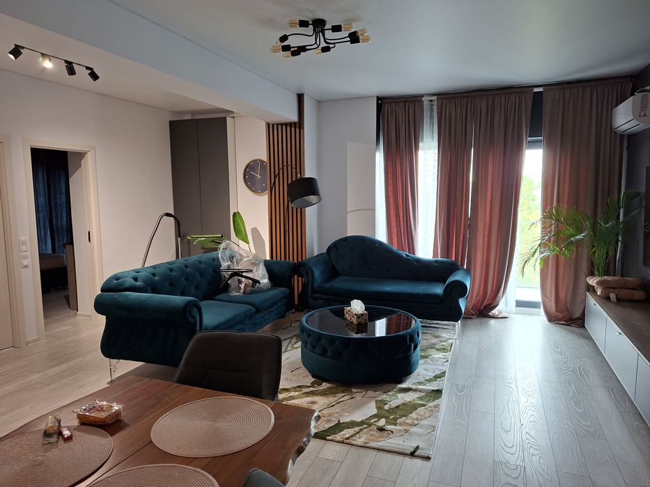 Inchiriez apartament 2 camere bloc Riviera