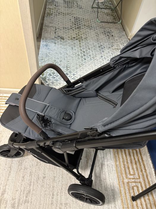 Продам детскую коляску