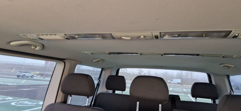 Vând T 5 Transporter caravelle duba