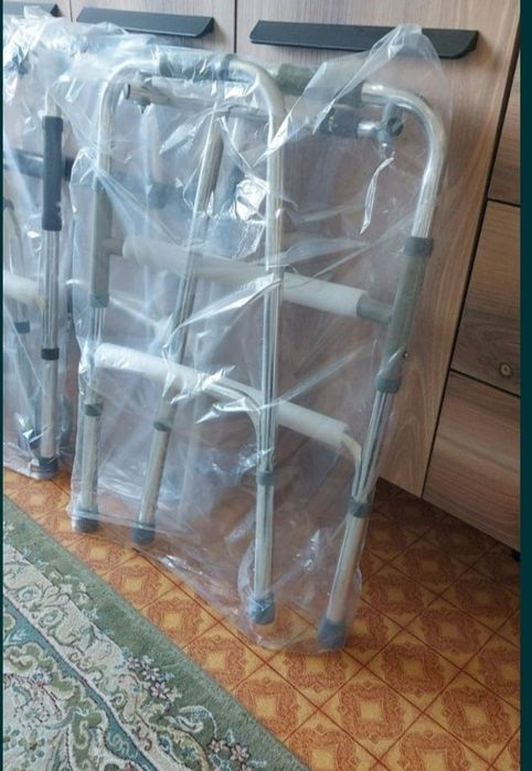 Ходунки новый продам 15000тг