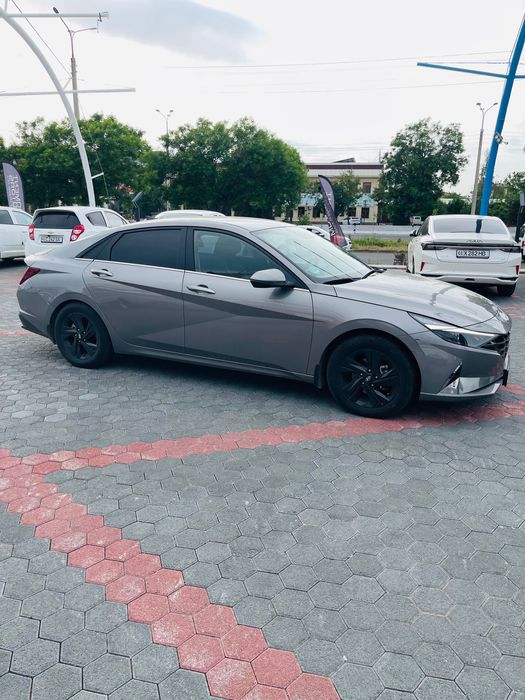 Hyundai Elantra 2021 — 3