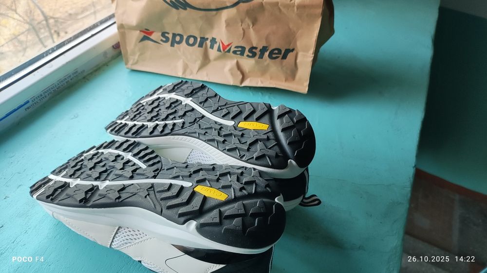 Кроссовки 43 размер