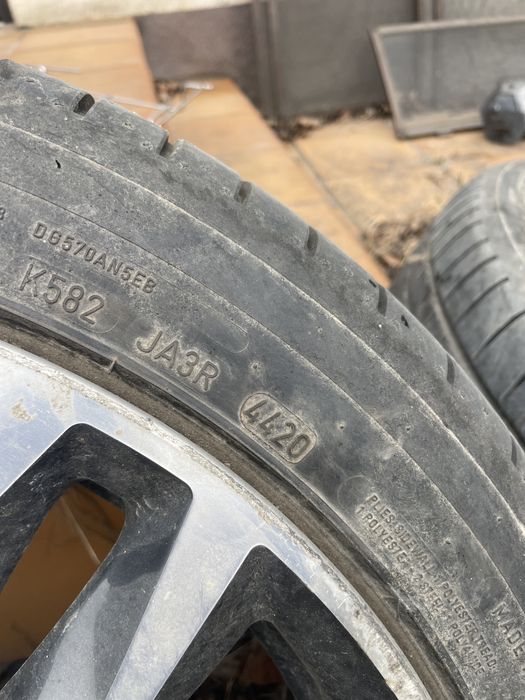 4 jante bmw M r19 cu defecte si cauciucuri noi