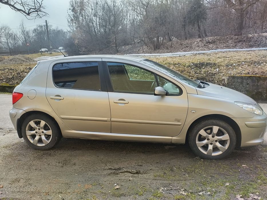 Vând Peugeot 307 1.6 diesel