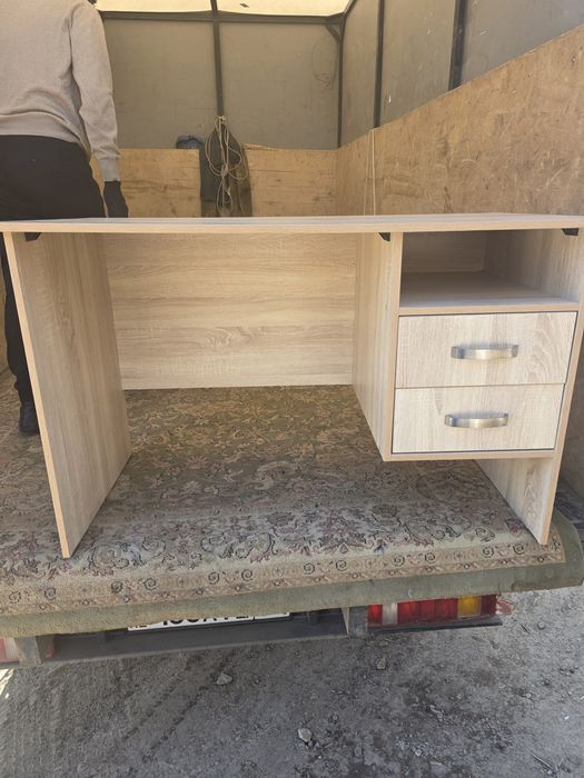 Продам шкаф, комод, писменный стол есть доставка