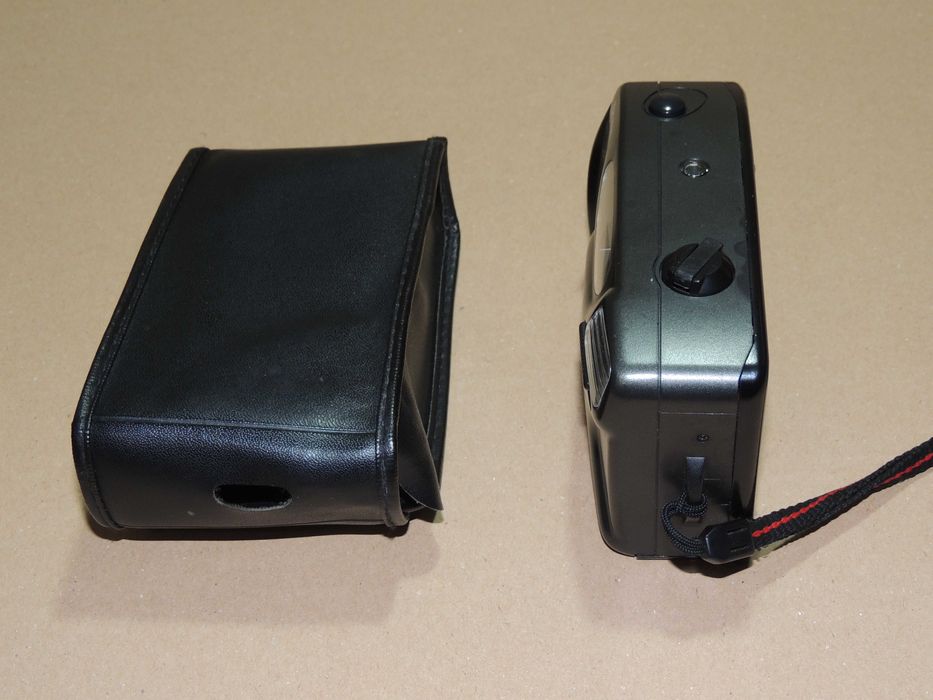 Антена за телевизор  Юность 420В.   Фотоапарат SKINA SK-107 -.4.60 €