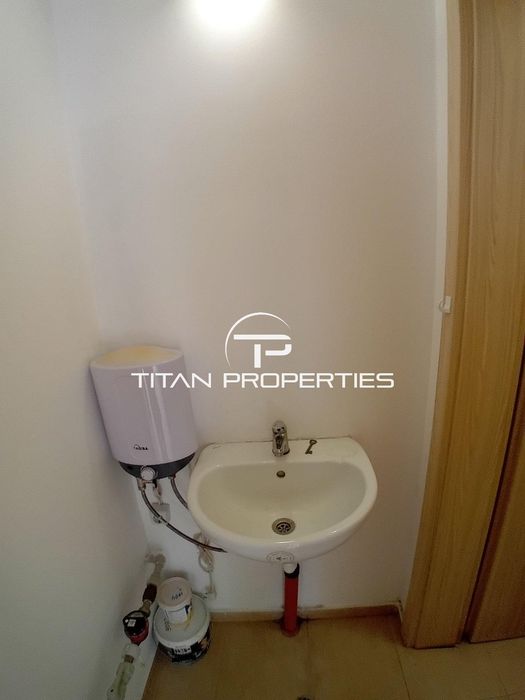 Дава се под наем Офис в Пловдив, Мараша - 20 кв.м за 125 € - Снимка #2
