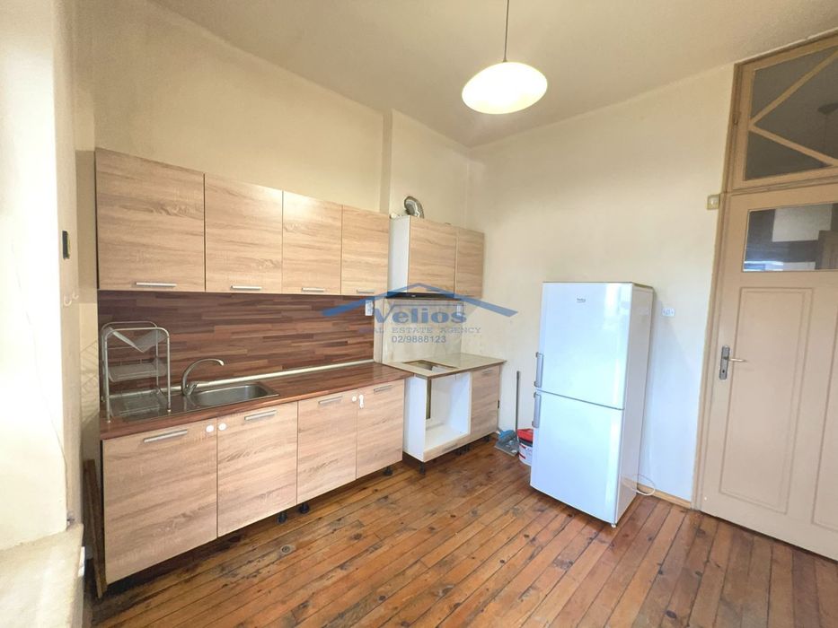 Продава 3-СТАЕН град София, Център