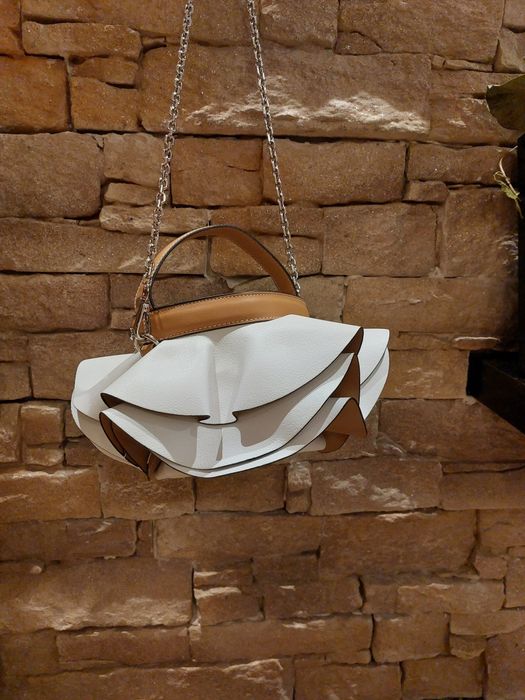 Geanta tip sac Zara cu volanase
