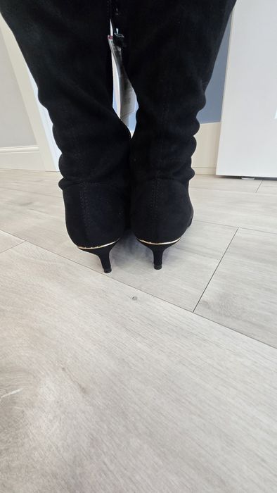 Демисезонные ботфорты Zara