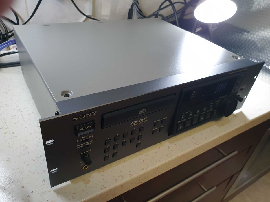 Profesional SONY CD Player CDP - D 500