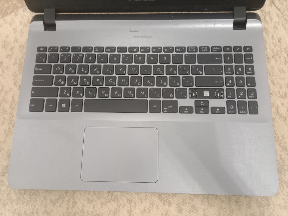 Ноутбук Asus X507M