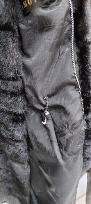 Продам шубу норка