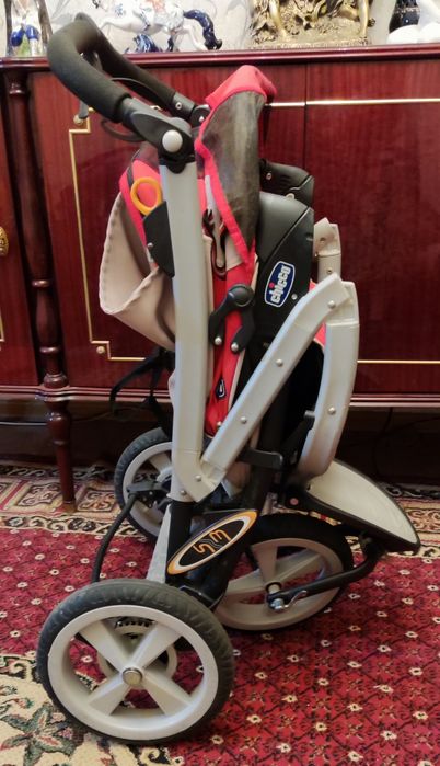 Недорого, фирменная, качественная коляска "chicco"