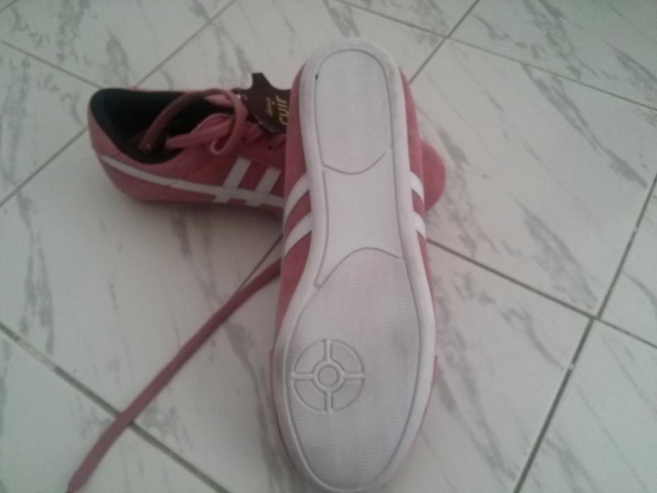 Маратонки № 38 нови