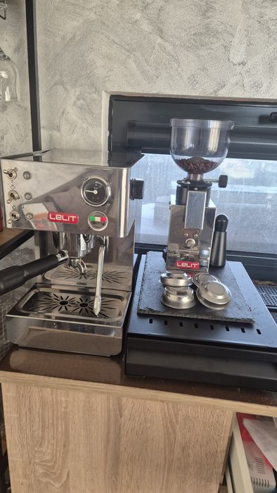 espresor Lelit ANNA PL41 LEM si rasnita Lelit