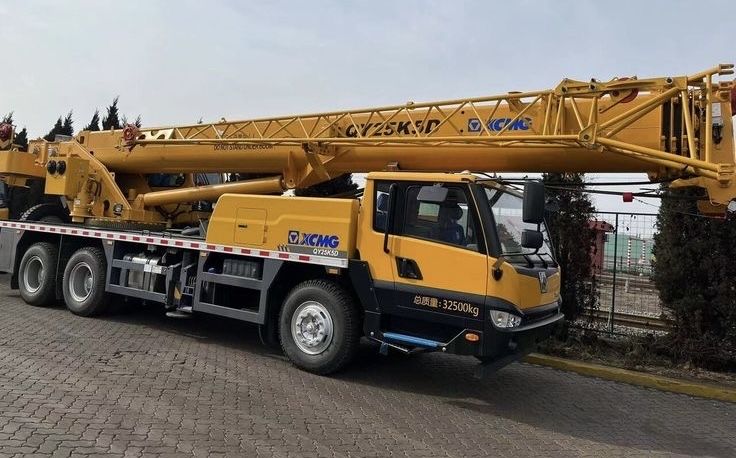 Аренда автокрана 25 тн Китайский 2023 выезд срочно
