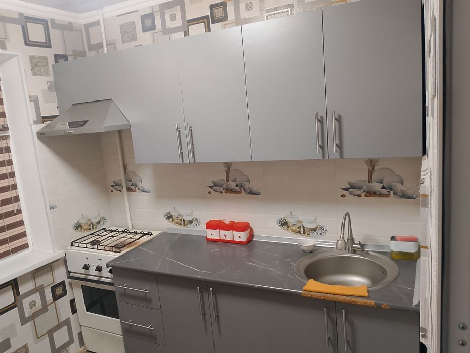 Fargona shahar frunza masifda 1honali uy  oilaga ijaraga beriladi