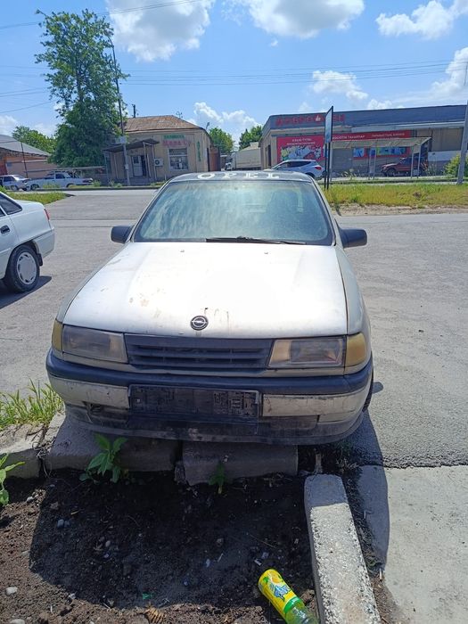 Срочно продам машину Opel Vectra