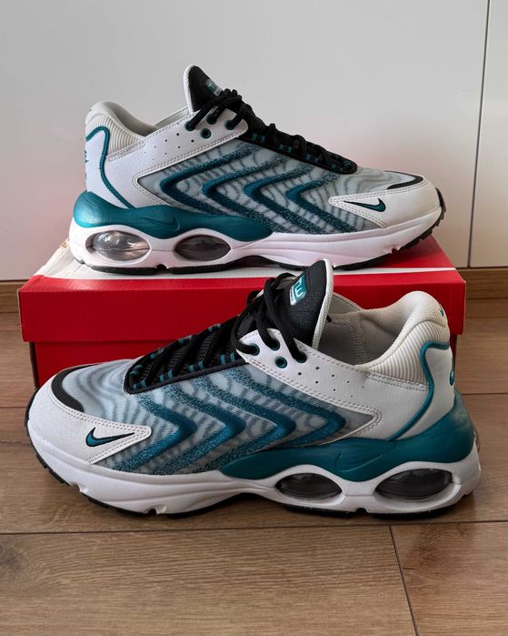 Мъжки маратонки Nike Air Max TW NN