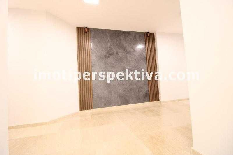 Продава се Тристаен апартамент в Пловдив, Център - 90 кв.м за 2000 €/кв.м - Снимка #11