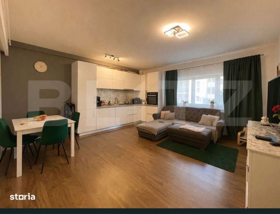 Vand apartament 3 camere /Gradina /parcare