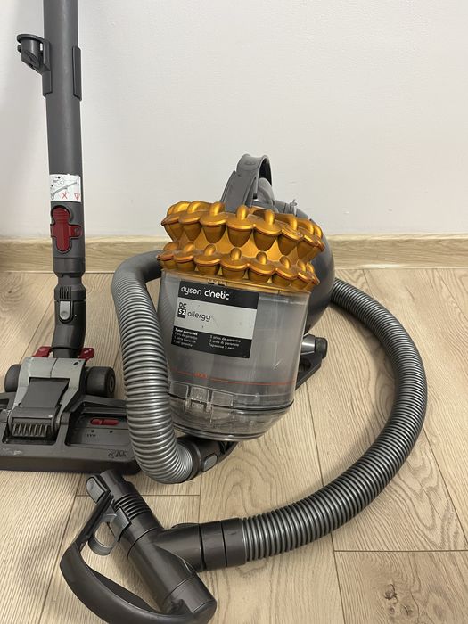 Aspirator Dyson Cinetic DC52 Allergy