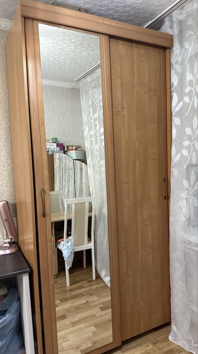 Срочно продам шкаф