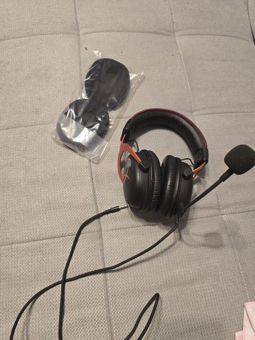 Casti hyperx cloud 2, perfecte pentru cs2