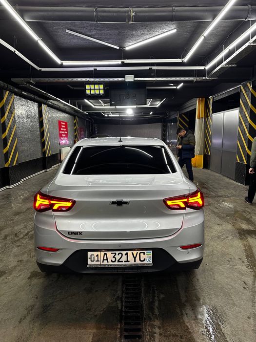 Onix 2025 redline grey