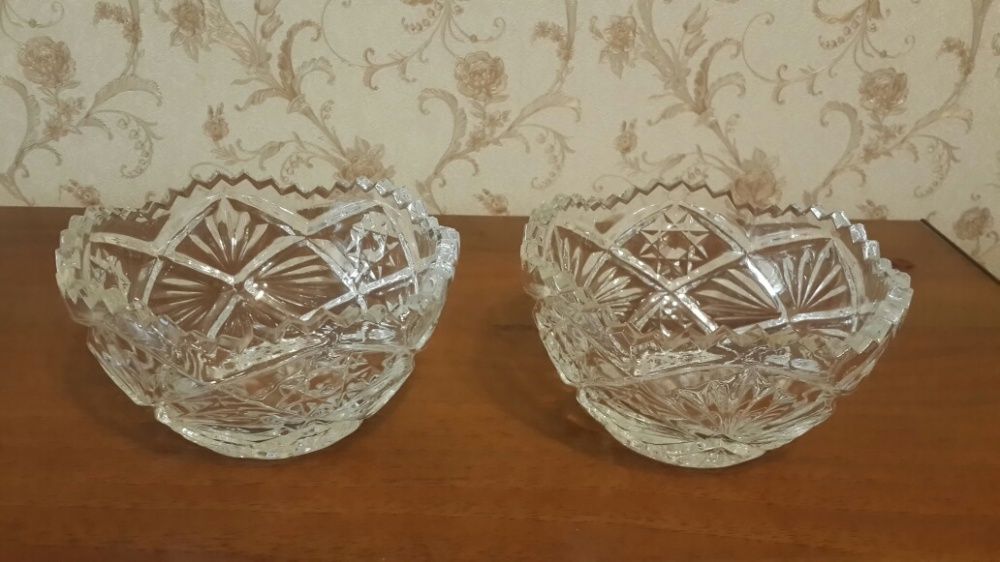Вазы хрустальные для салатов. Советского производства.