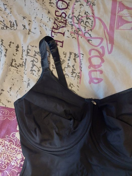 Маркови дамски сутиени и бодита големи номера, спортен сутиен, прашки