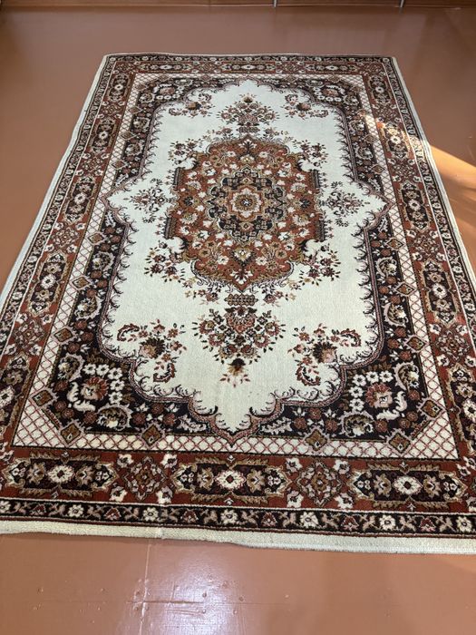 Ковры шерстяные