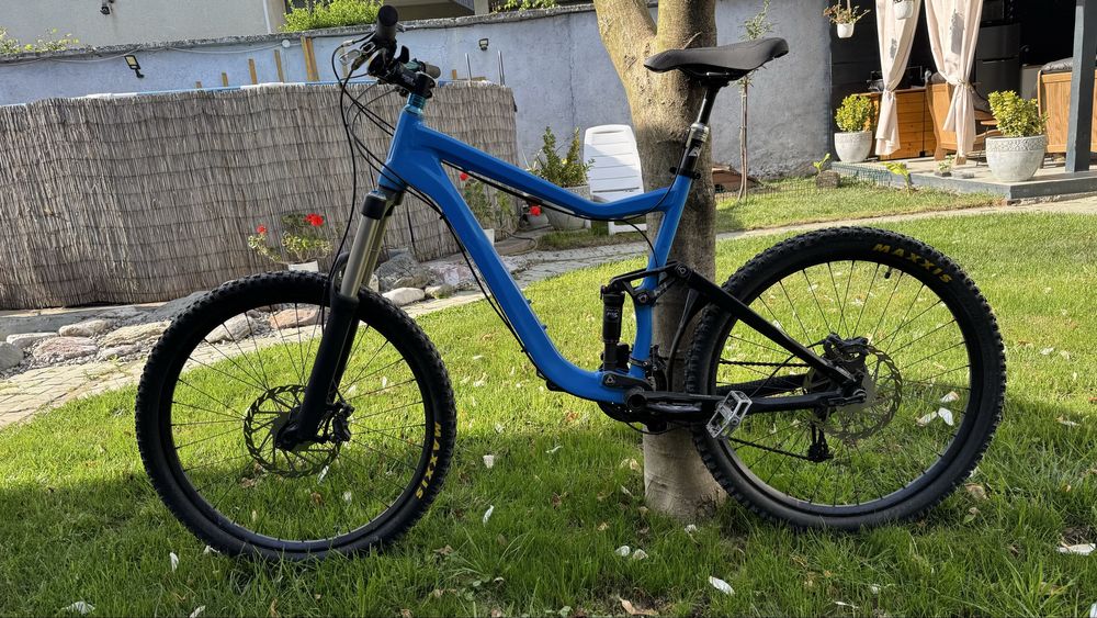 Bicicleta Downhill Giant  Reign